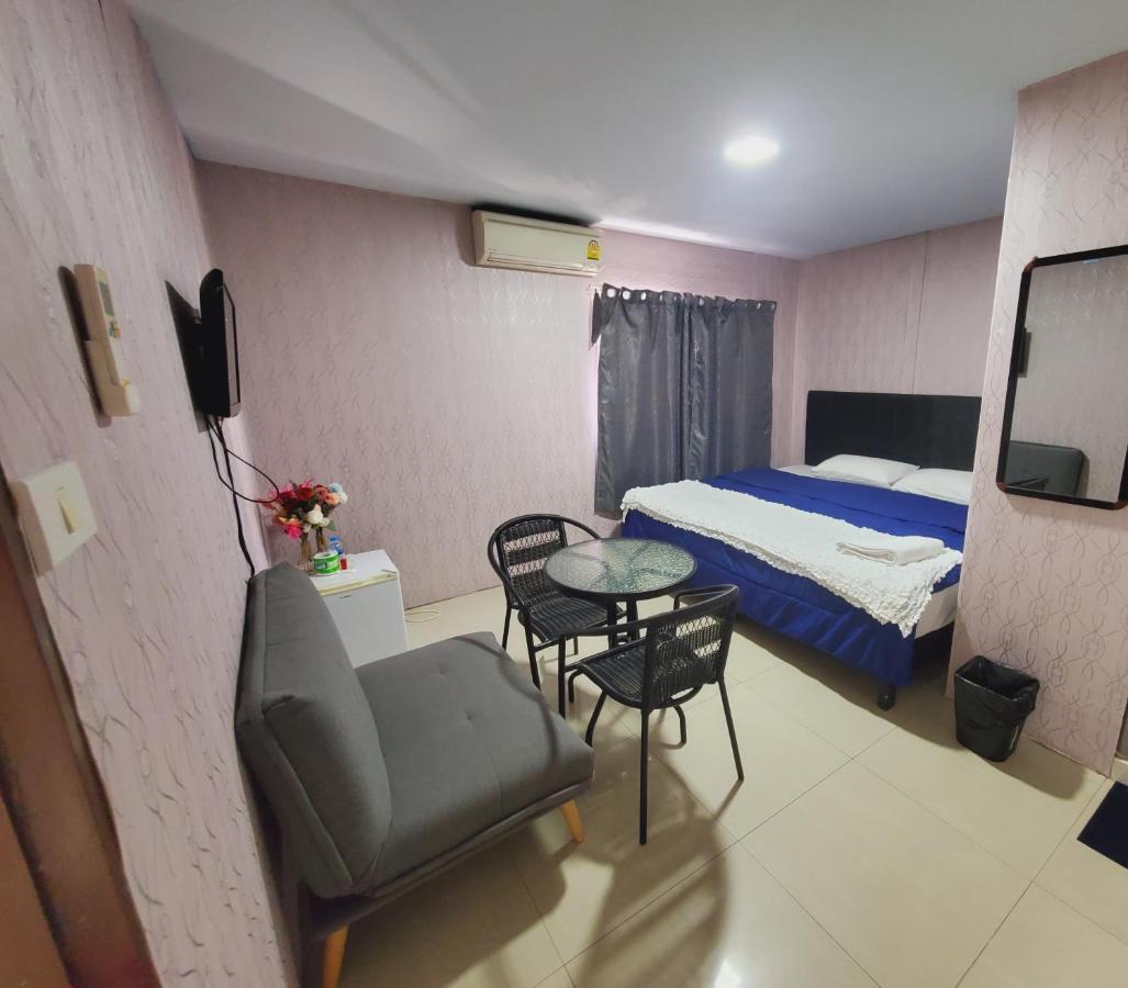 Uno Inn Bangkok Eksteriør bilde