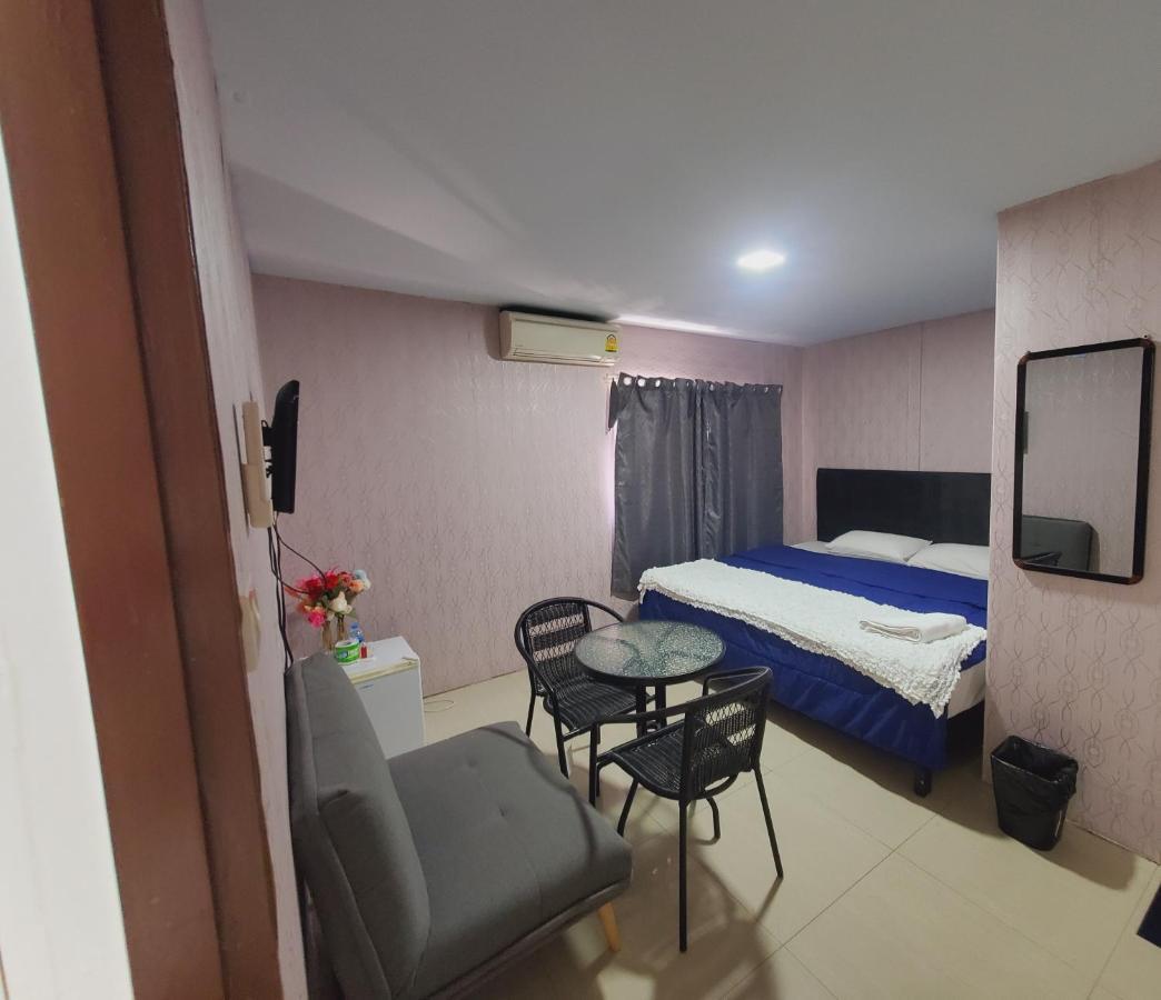Uno Inn Bangkok Eksteriør bilde